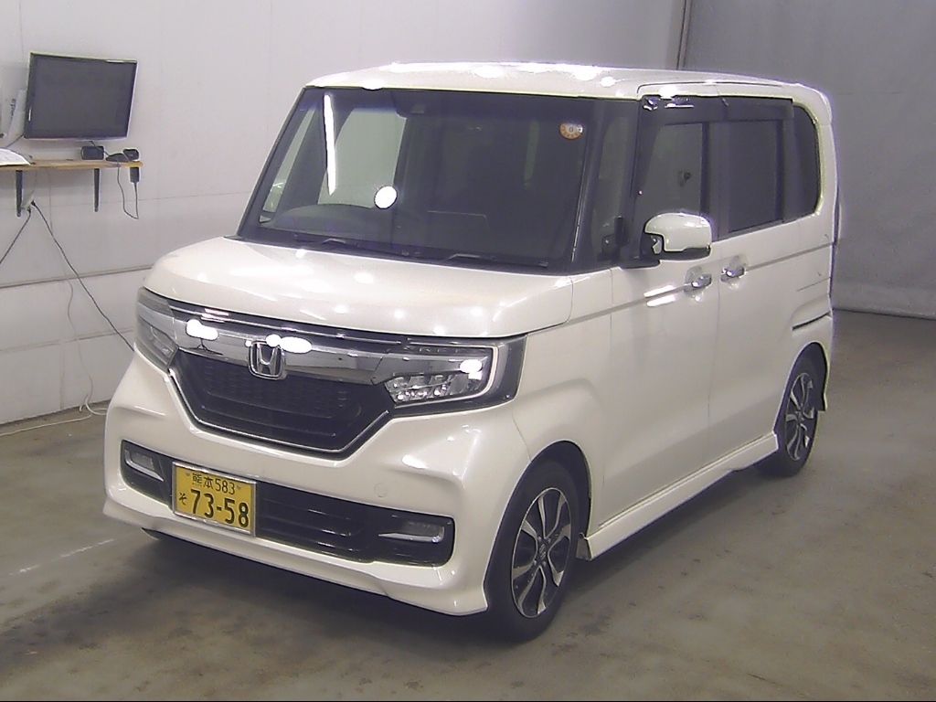 HONDA N-BOX