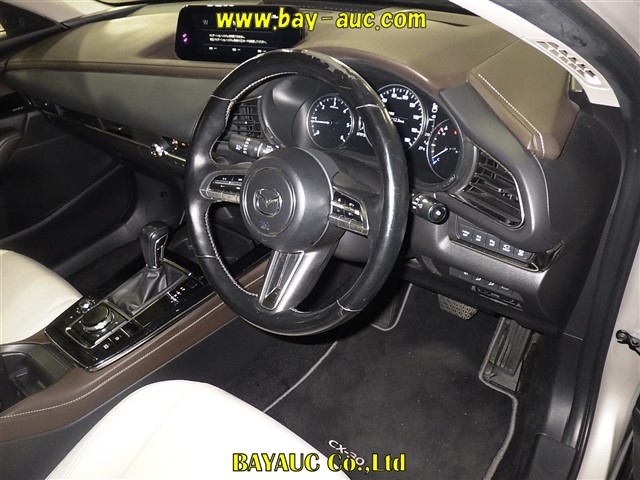 MAZDA CX-30