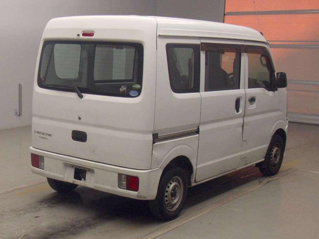 MITSUBISHI MINICAB
