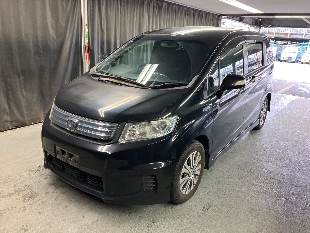 HONDA FREED SPIKE