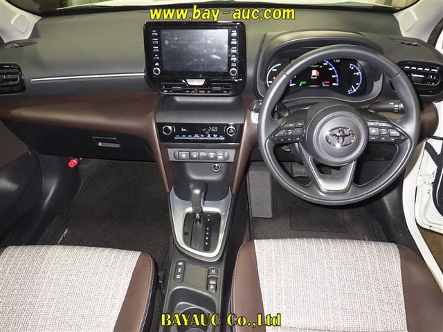 TOYOTA YARIS CROSS
