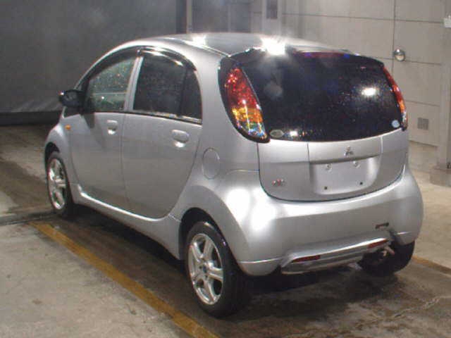 MITSUBISHI I