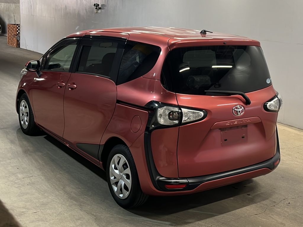 TOYOTA SIENTA