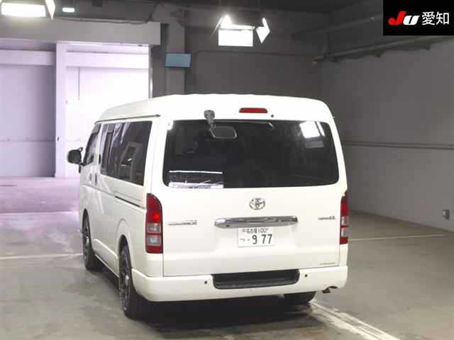 TOYOTA REGIUS ACE