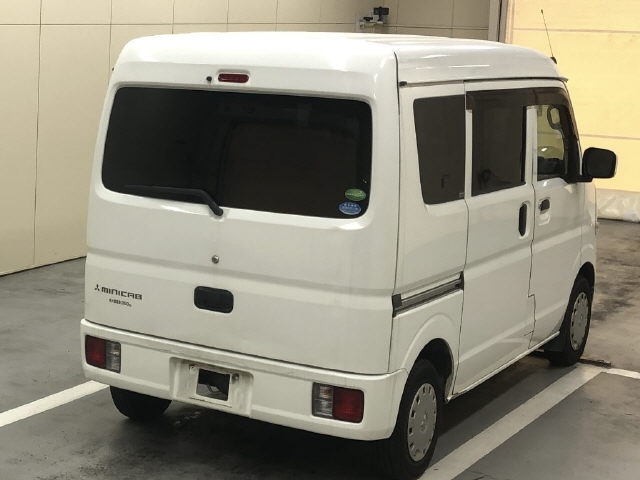 MITSUBISHI MINICAB
