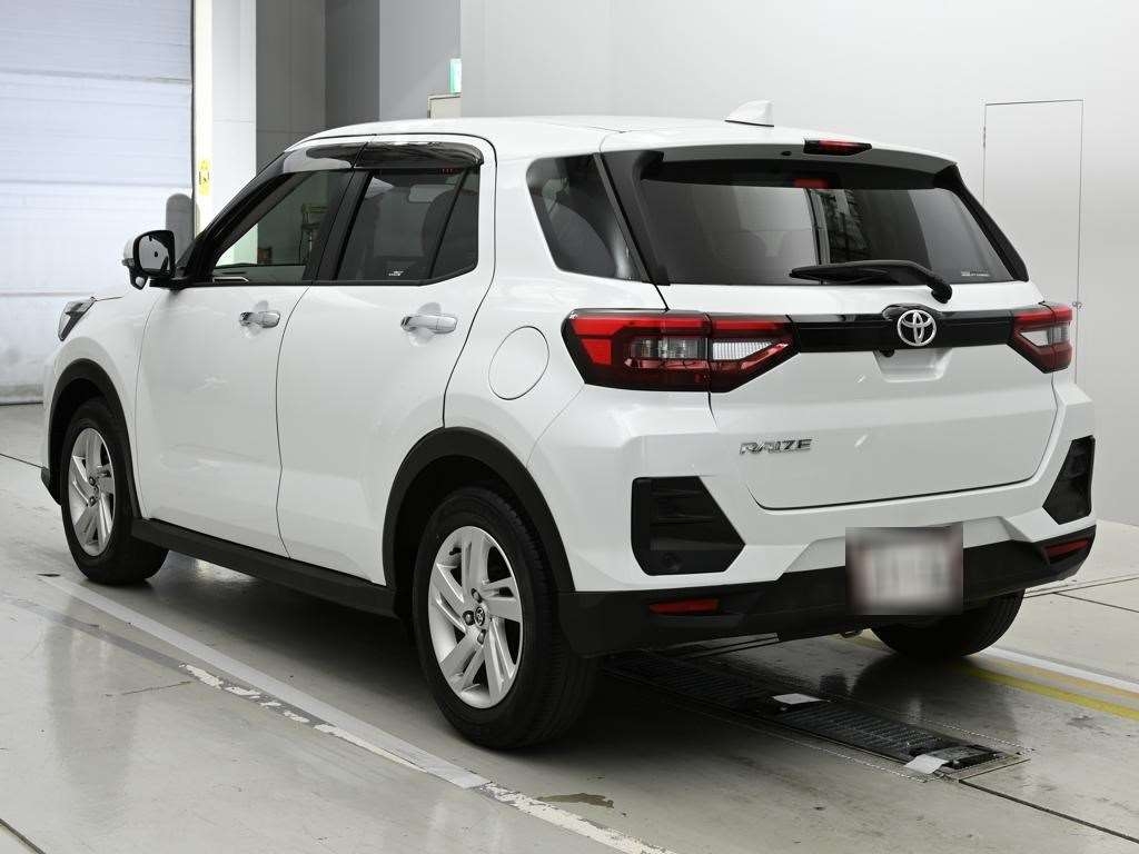 TOYOTA RAIZE