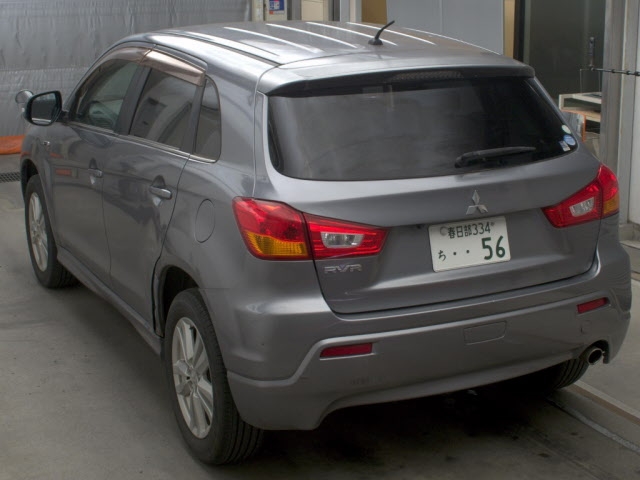 MITSUBISHI RVR