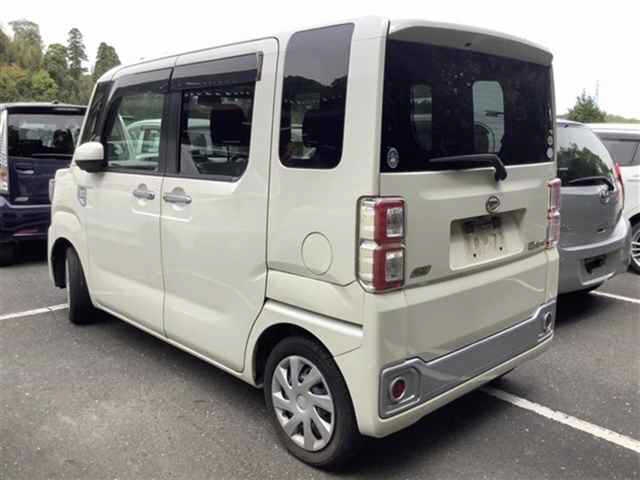 DAIHATSU WAKE