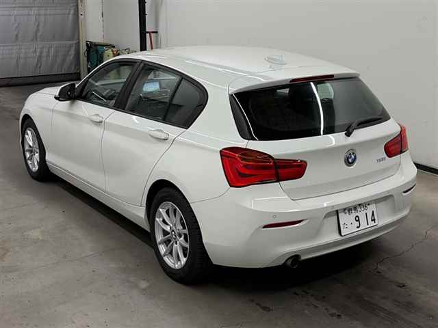 BMW 1-SERIES
