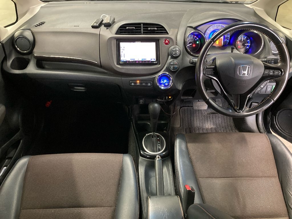 HONDA FIT SHUTTLE