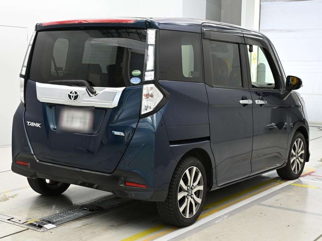 TOYOTA TANK