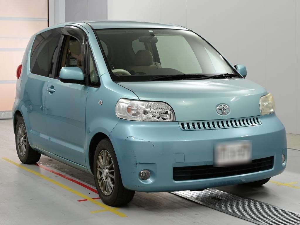 TOYOTA PORTE