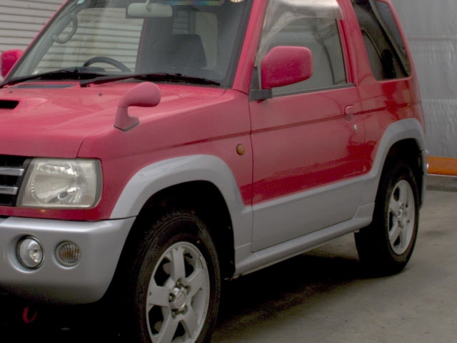 MITSUBISHI PAJERO MINI
