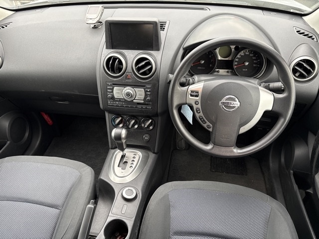 NISSAN DUALIS