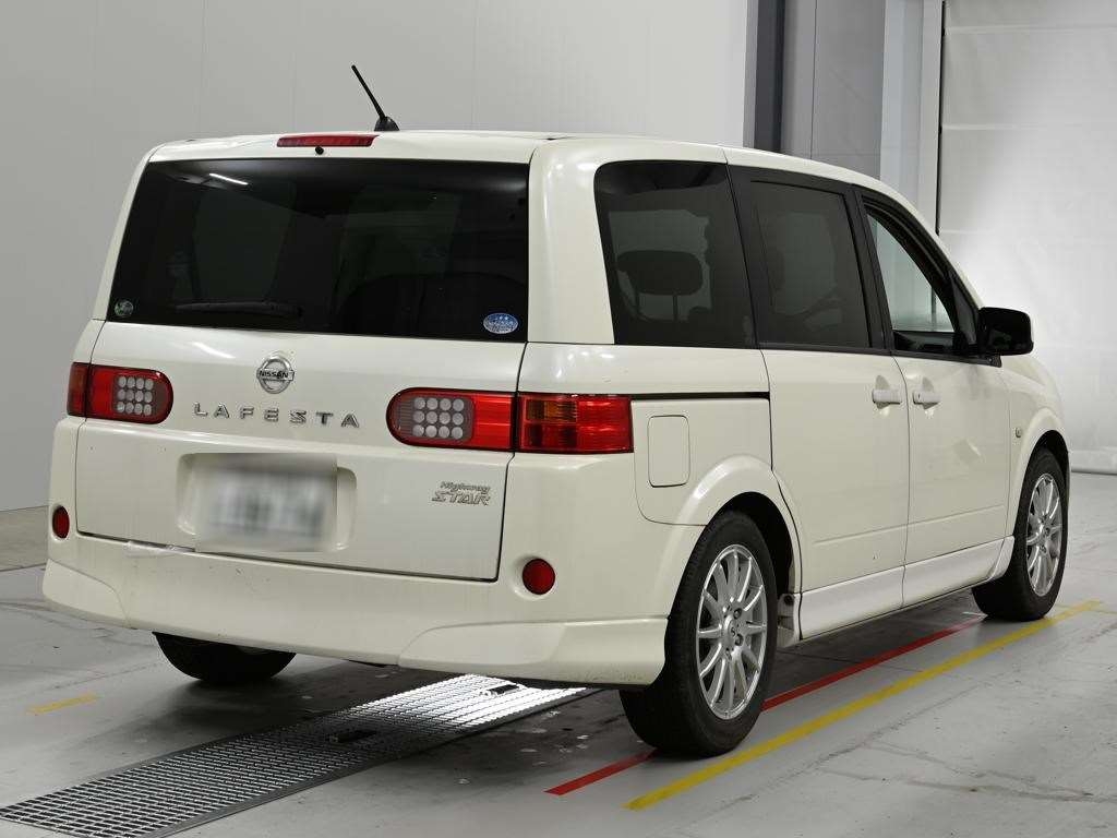 NISSAN LAFESTA