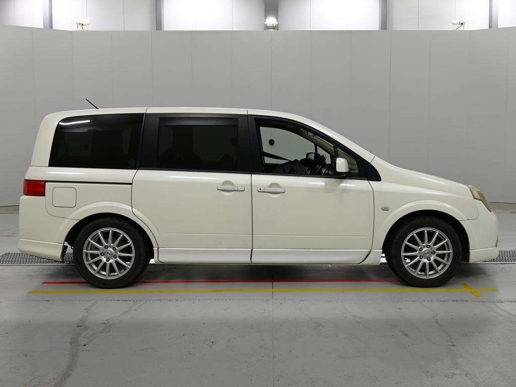 NISSAN LAFESTA