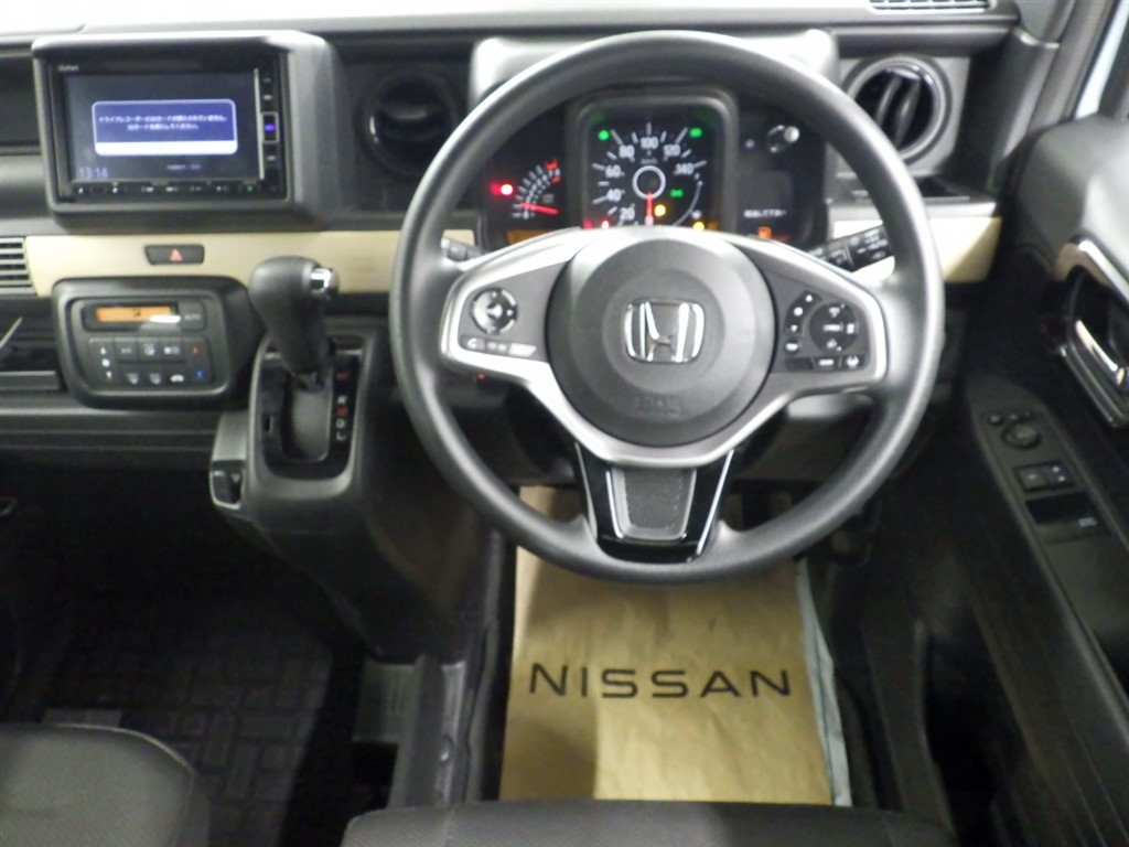 HONDA N-VAN