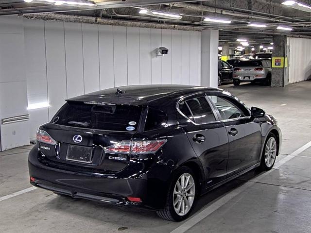 LEXUS CT200H
