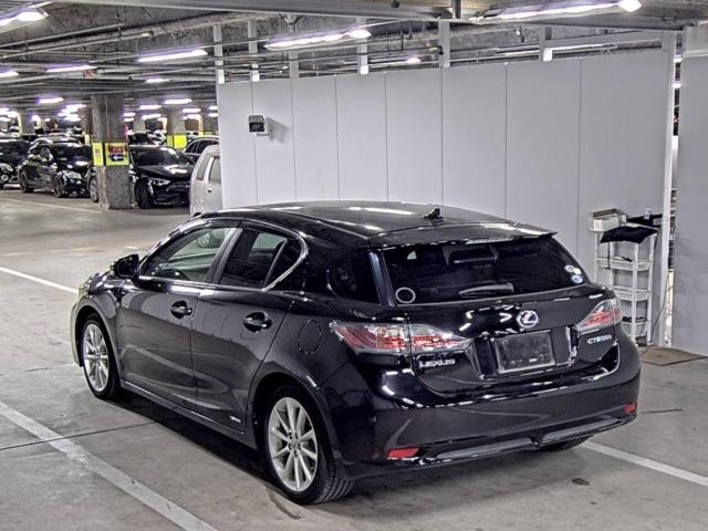 LEXUS CT200H
