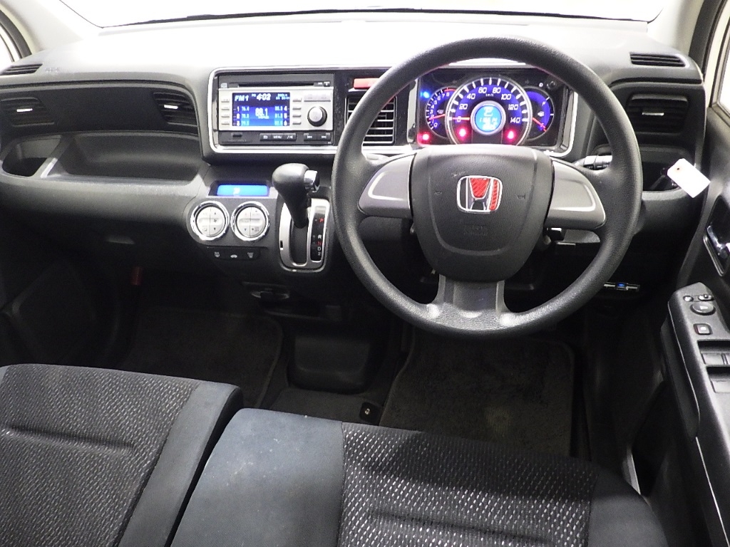 HONDA LIFE