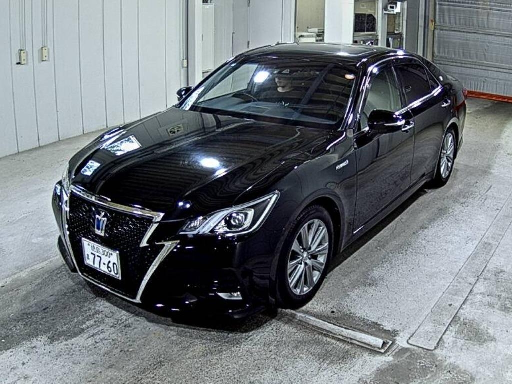 TOYOTA CROWN