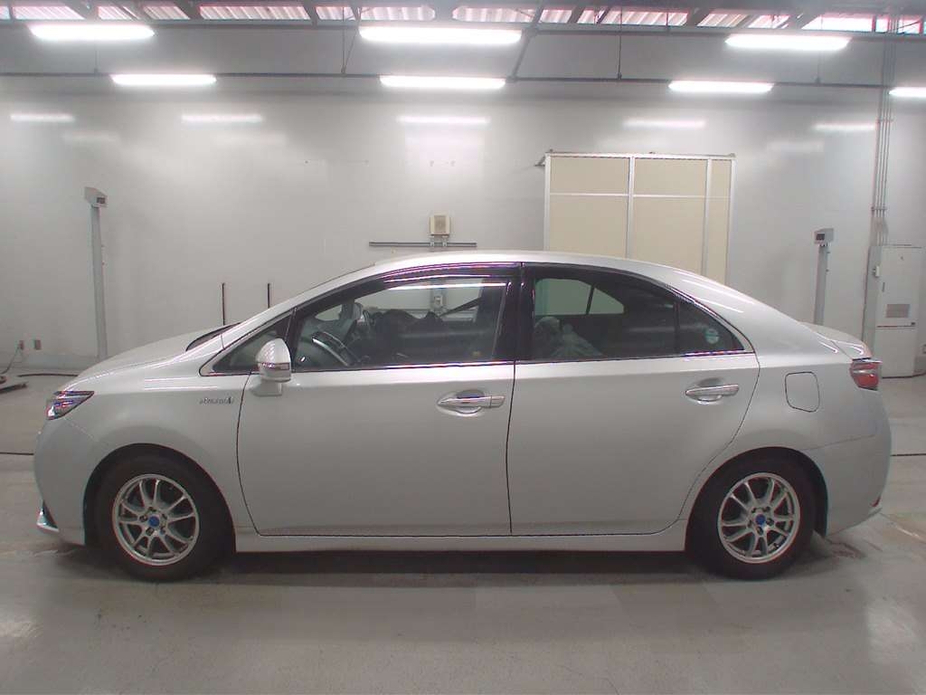 TOYOTA SAI