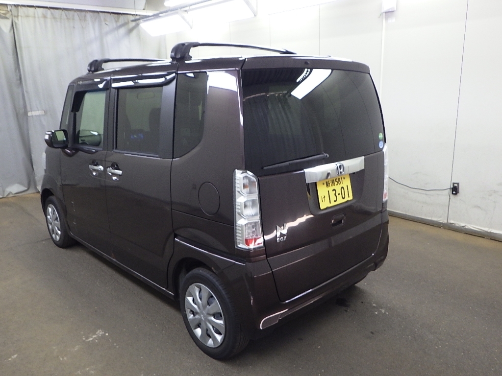 HONDA N-BOX