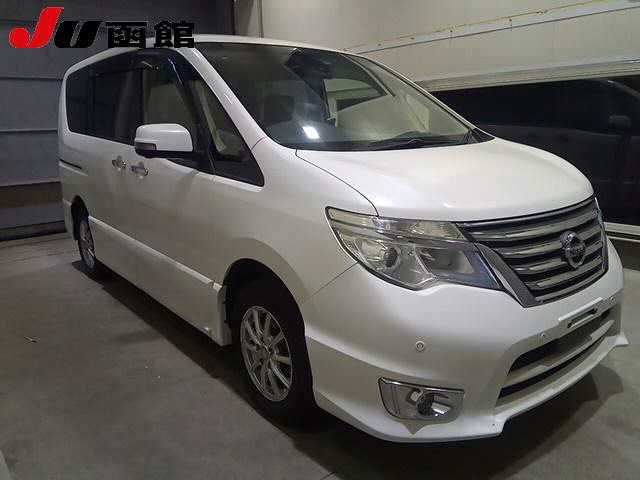 NISSAN SERENA