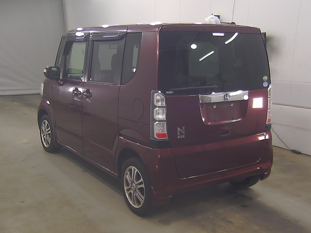 HONDA N-BOX