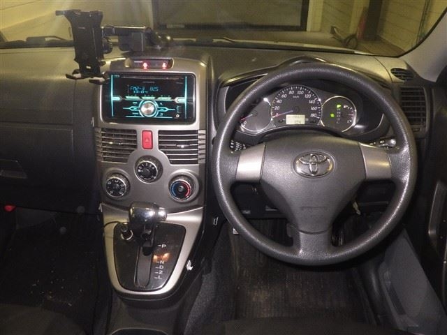 TOYOTA RUSH