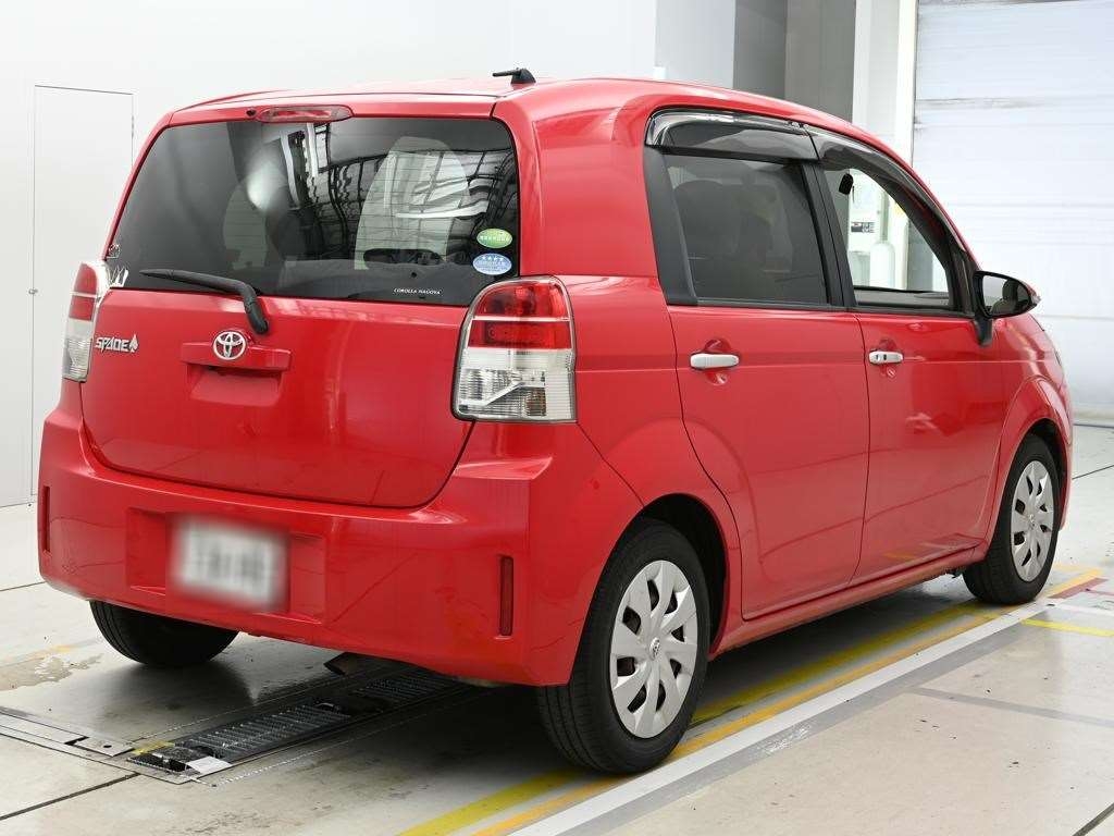 TOYOTA SPADE