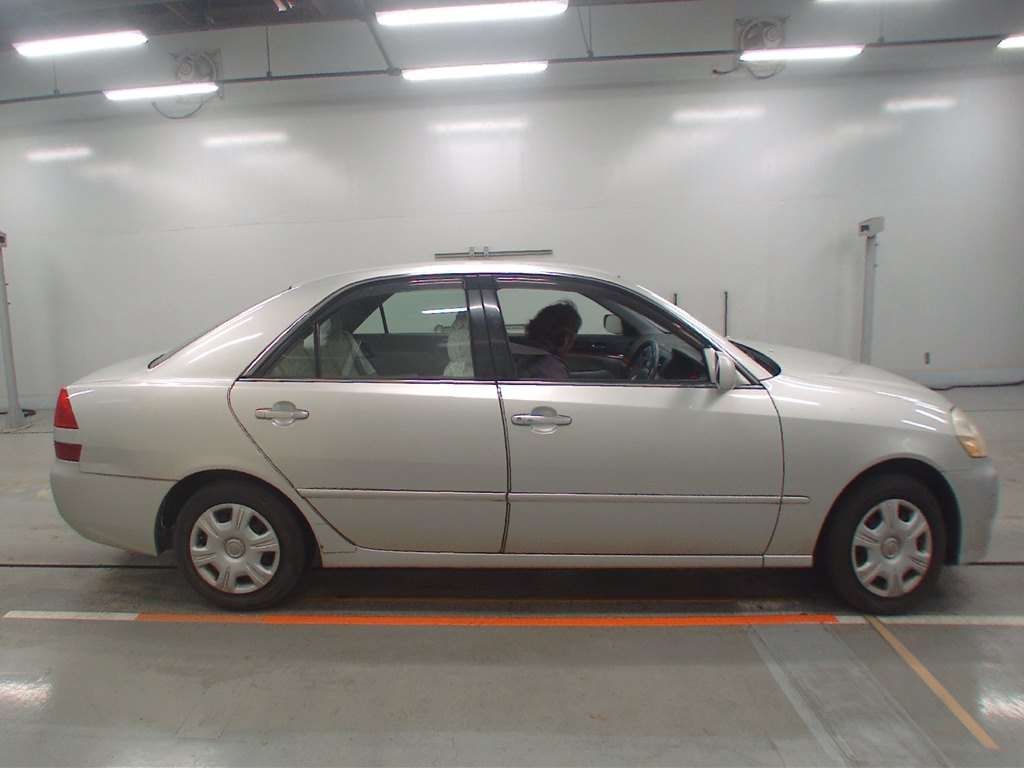 TOYOTA MARK II