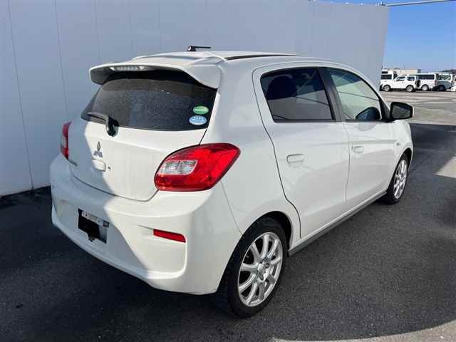 MITSUBISHI MIRAGE