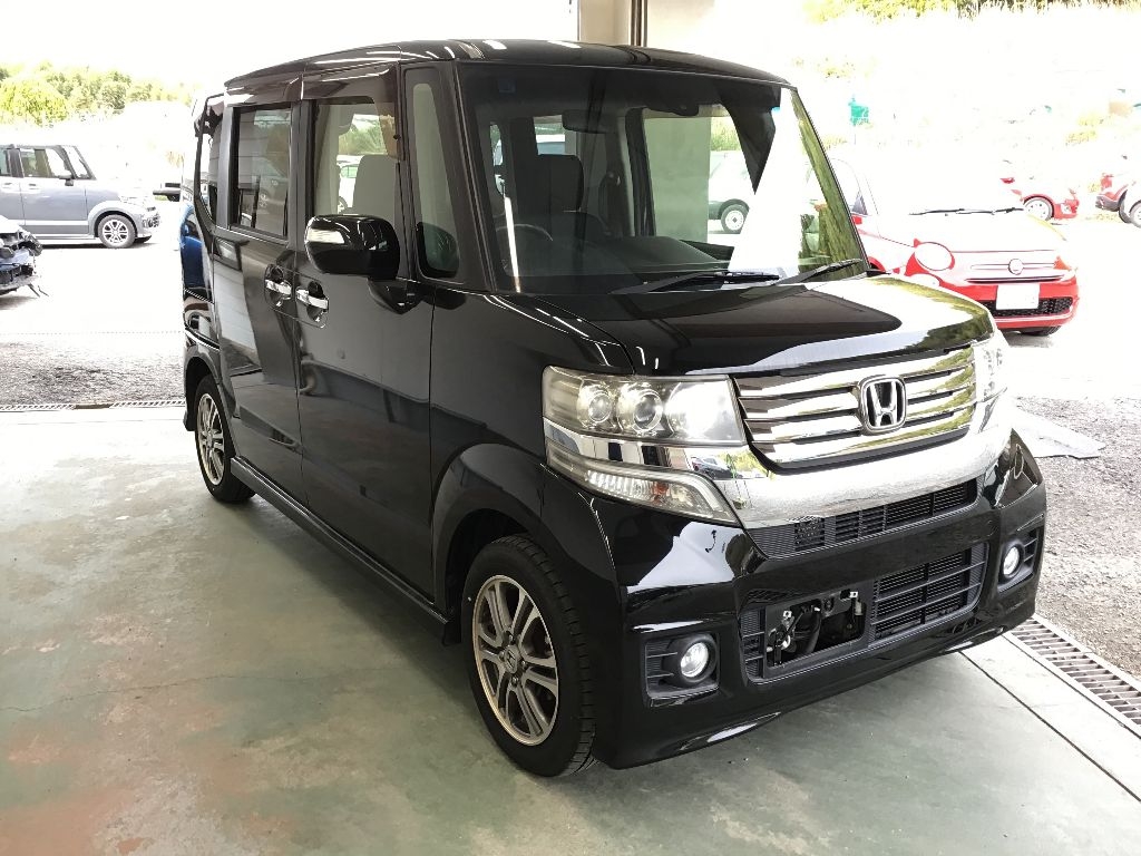 HONDA N-BOX