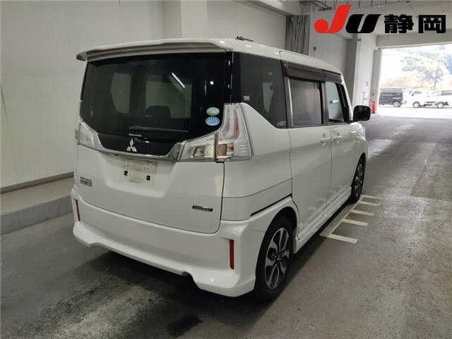 MITSUBISHI DELICA D:2