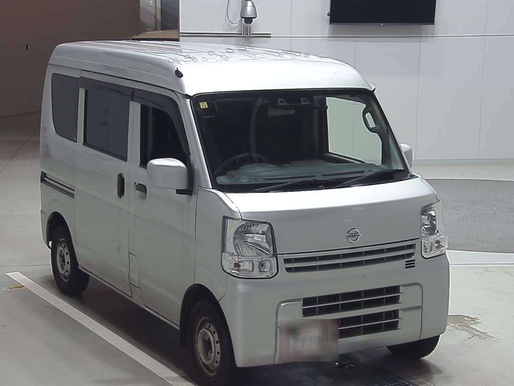 NISSAN NV100 CLIPPER