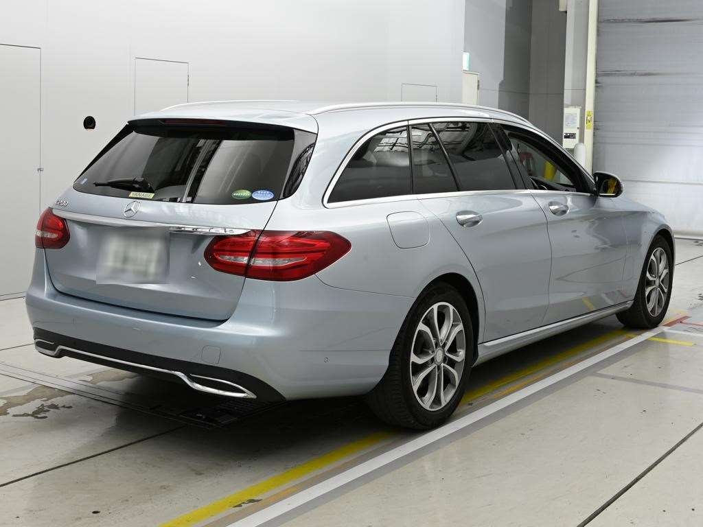 MERCEDES-BENZ C-CLASS