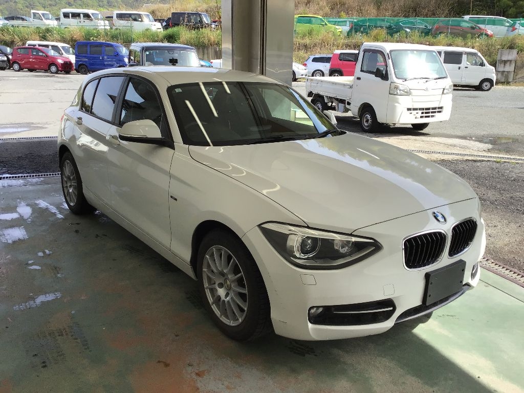 BMW 1-SERIES