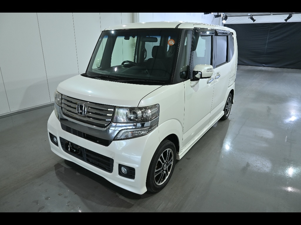 HONDA N-BOX