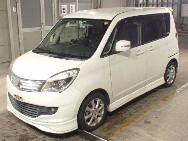 MITSUBISHI DELICA D:2