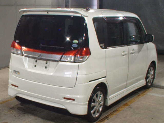 MITSUBISHI DELICA D:2