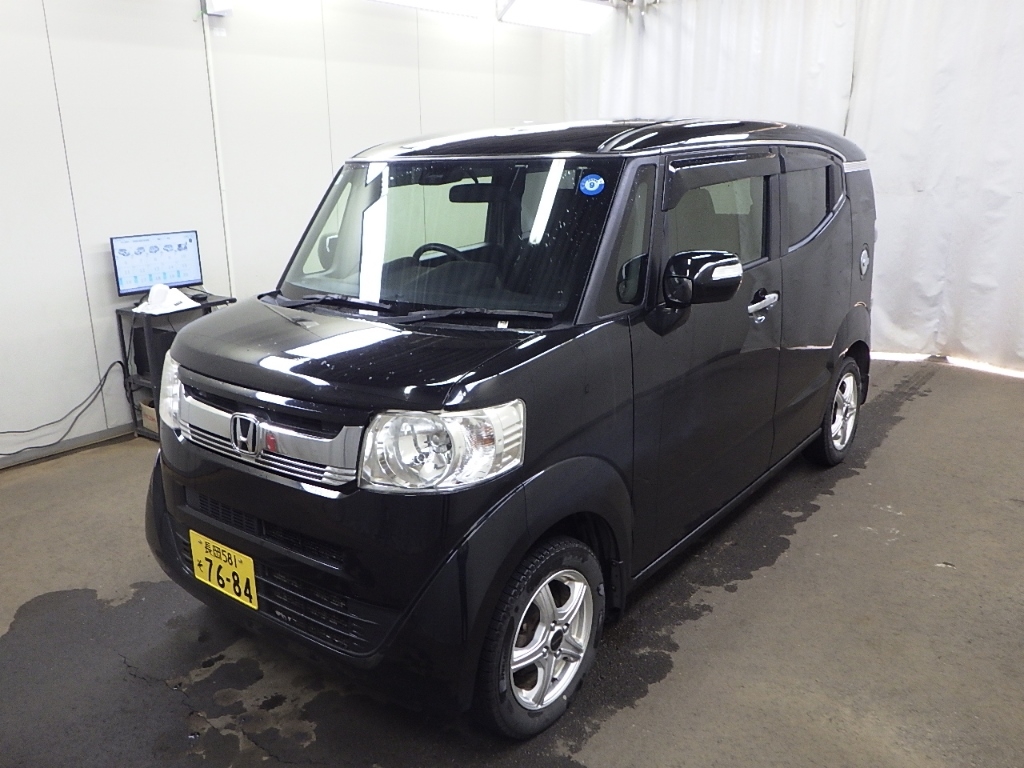 HONDA N-BOX SLASH