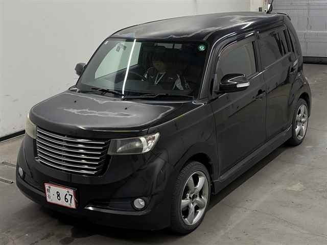 TOYOTA BB