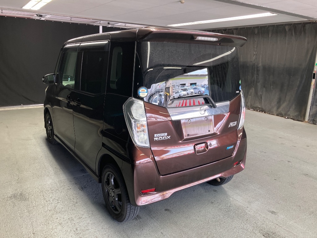 NISSAN DAYZ ROOX