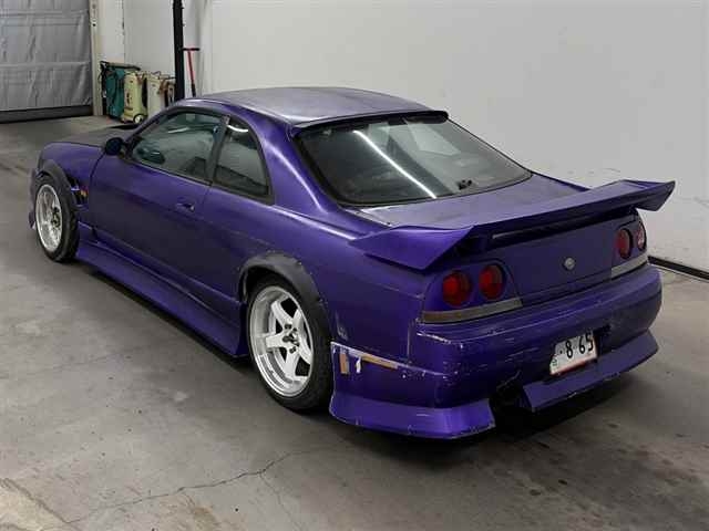 NISSAN SKYLINE