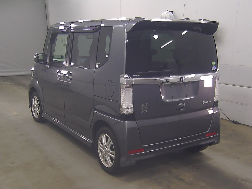 HONDA N-BOX