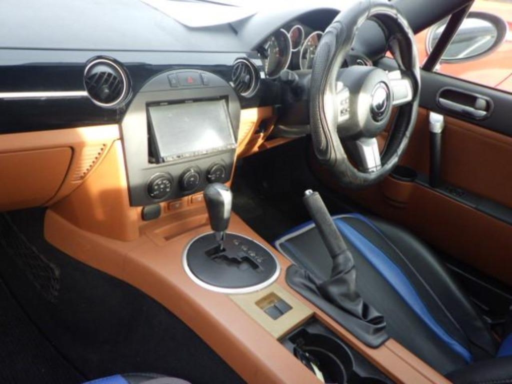 MAZDA ROADSTER