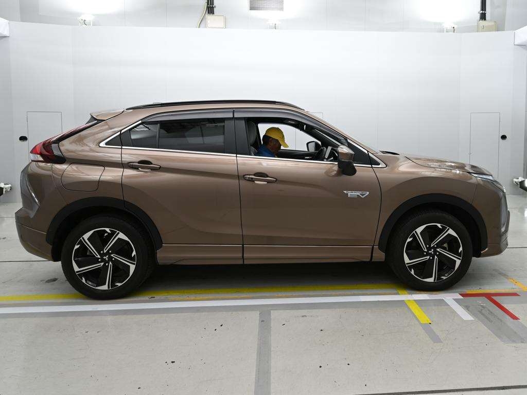 MITSUBISHI ECLIPSE CROSS