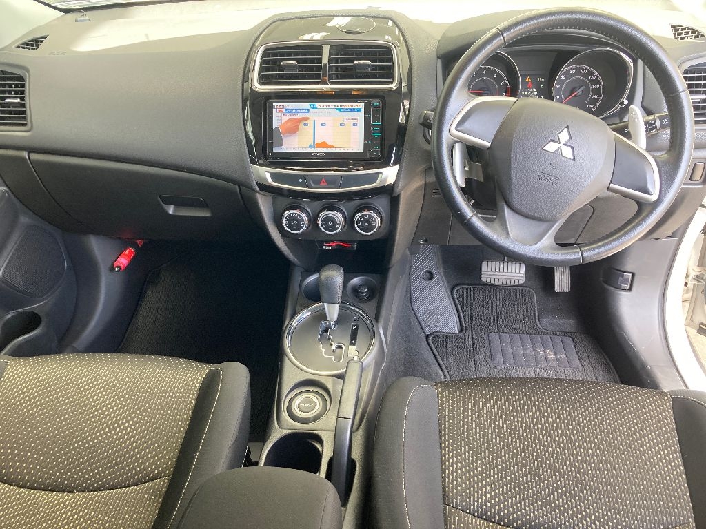 MITSUBISHI RVR
