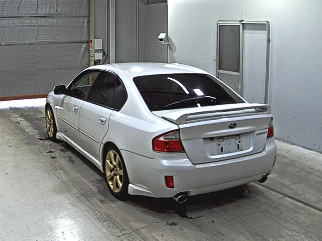 SUBARU LEGACY B4